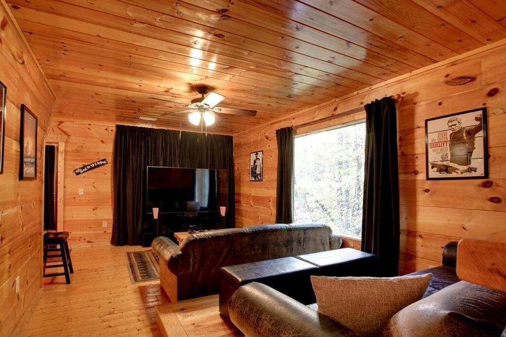Brave Eagle Cabin 塞维尔维尔 客房 照片